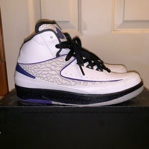 Air Jordan Retro 2 Youth